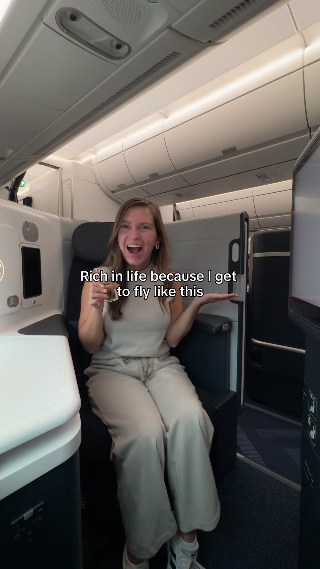 @Auburn ✈️ Tiny Traveler