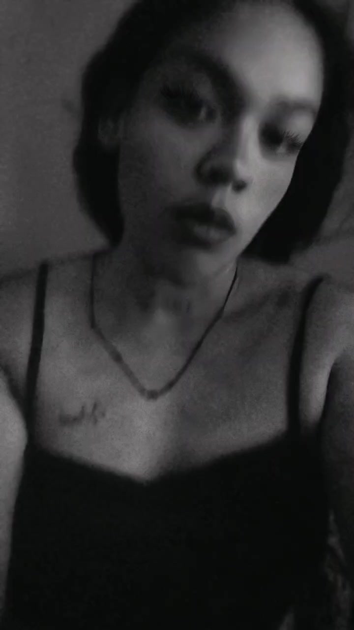 @🖤