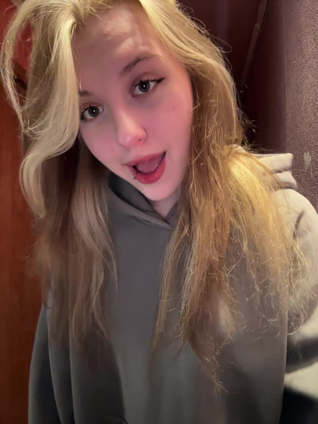 @🪬