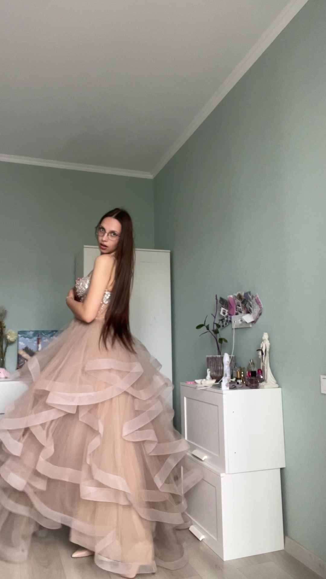 @𝒴𝓊𝓁𝑒𝒸𝒽𝓀𝒶
