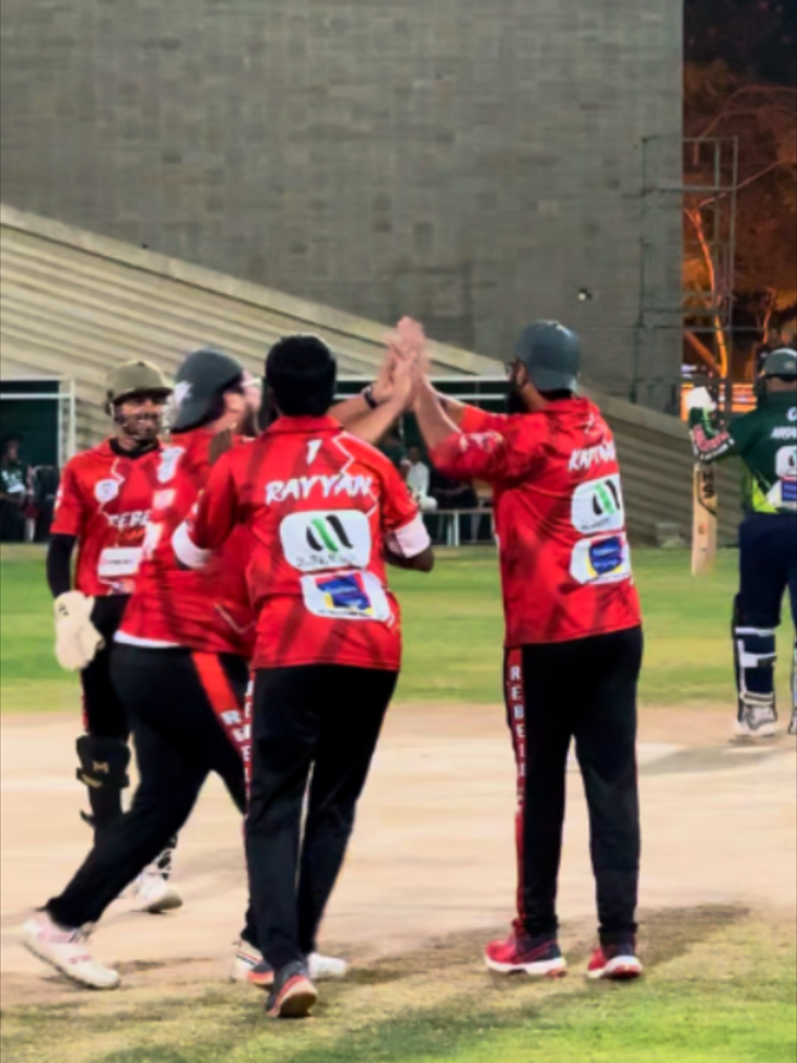 @Escribir Cricket Club