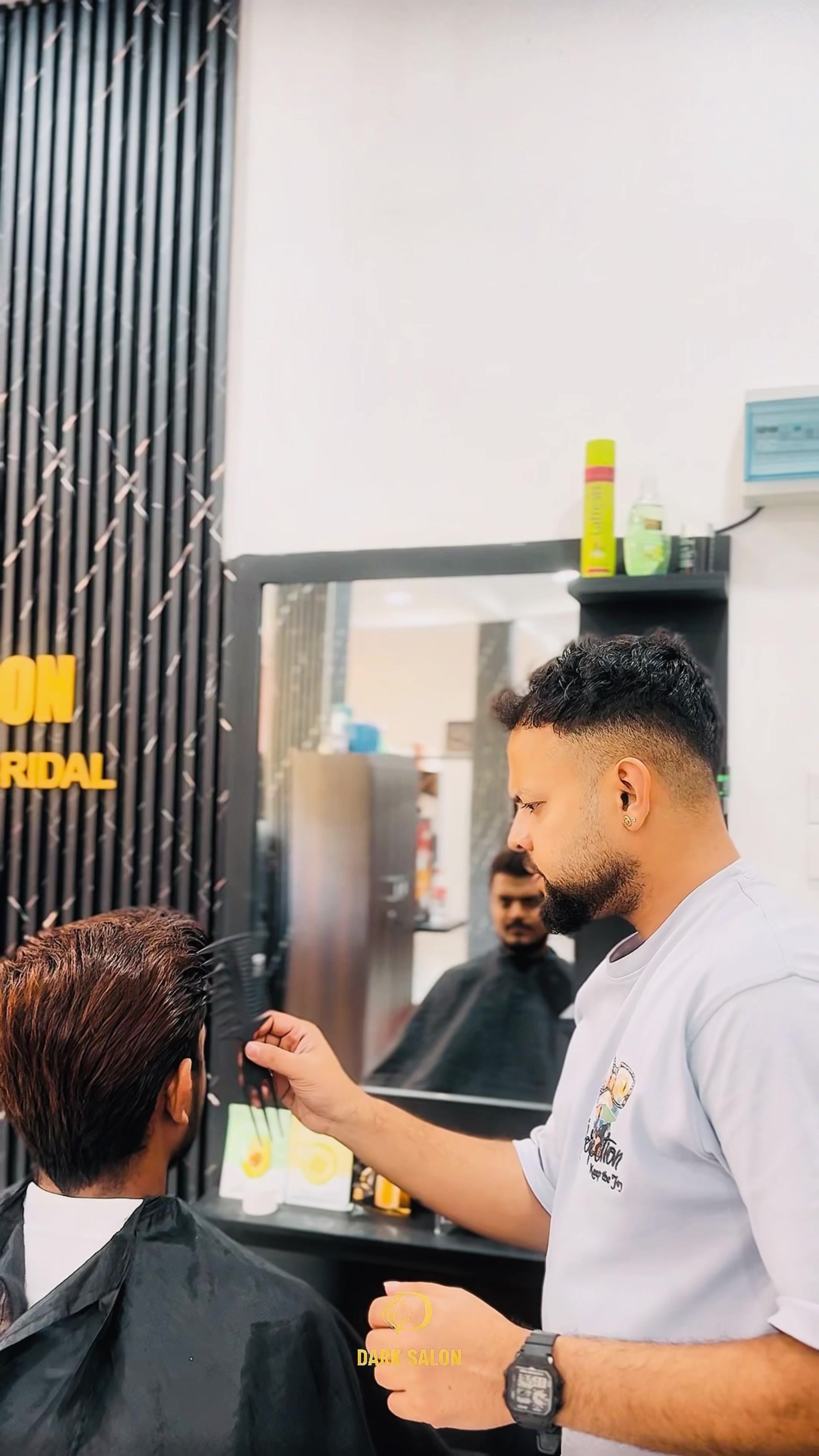 @Dark Salon