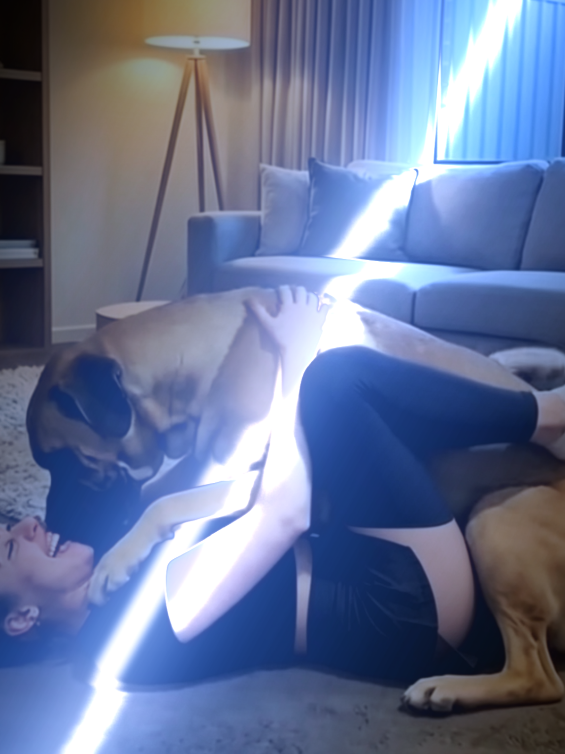 @DogsAndGirls