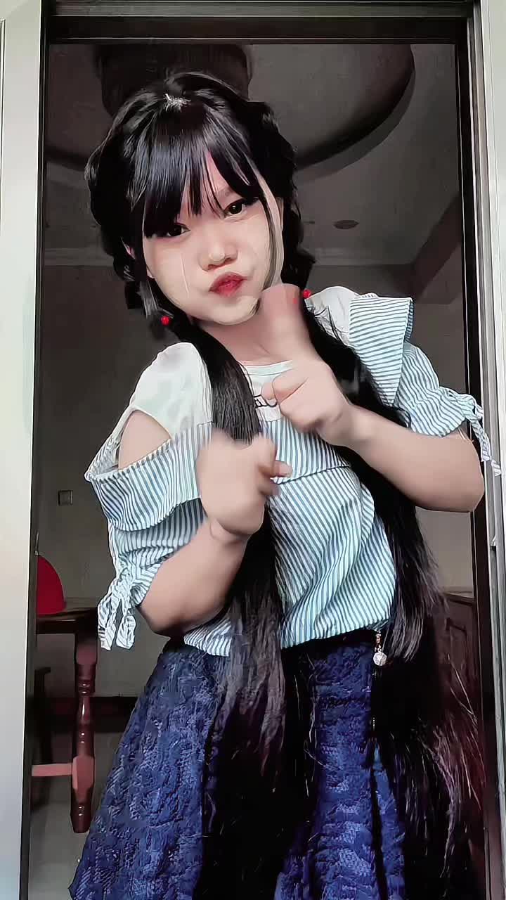 @ð²ð²ð¹ May Nwe ð·..ðšð³
