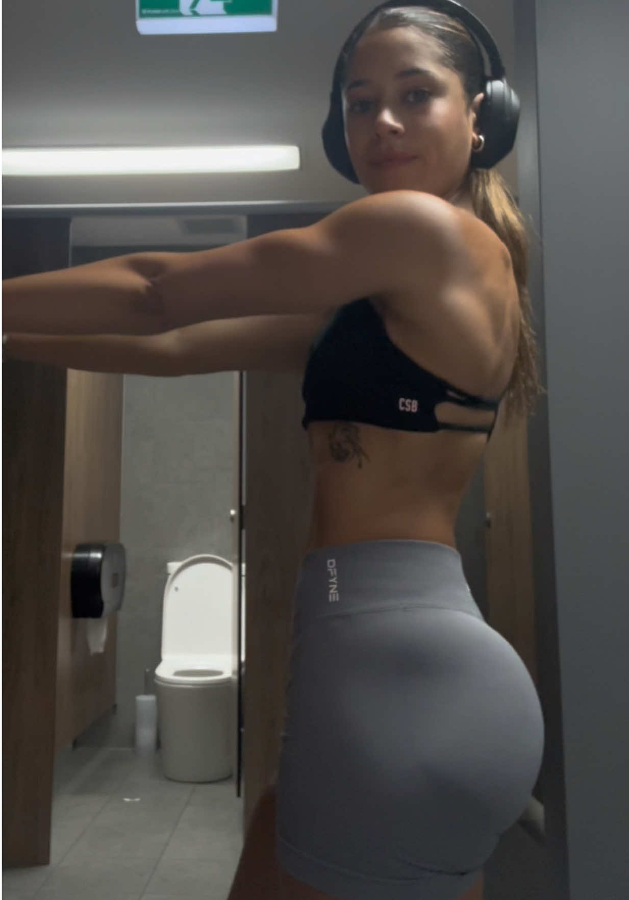 @sashahendry_fit