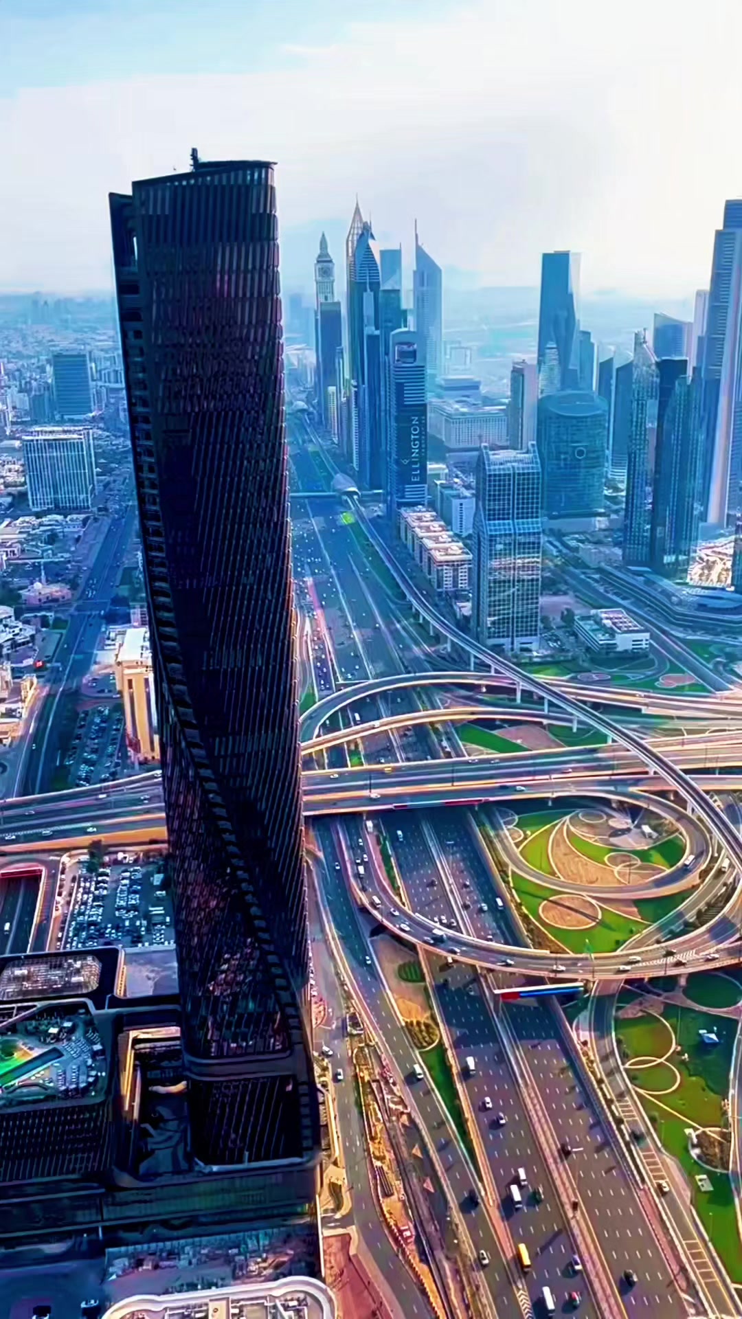 @dubai