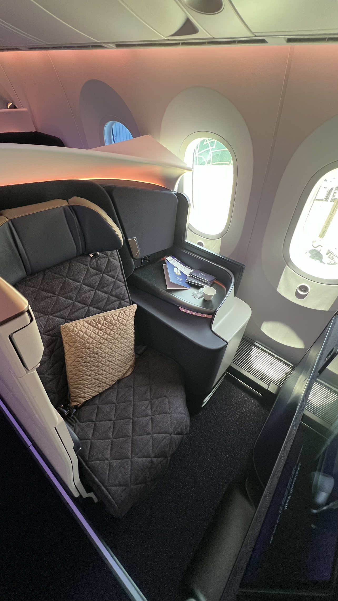 @عثمان الملحم ✈️💳