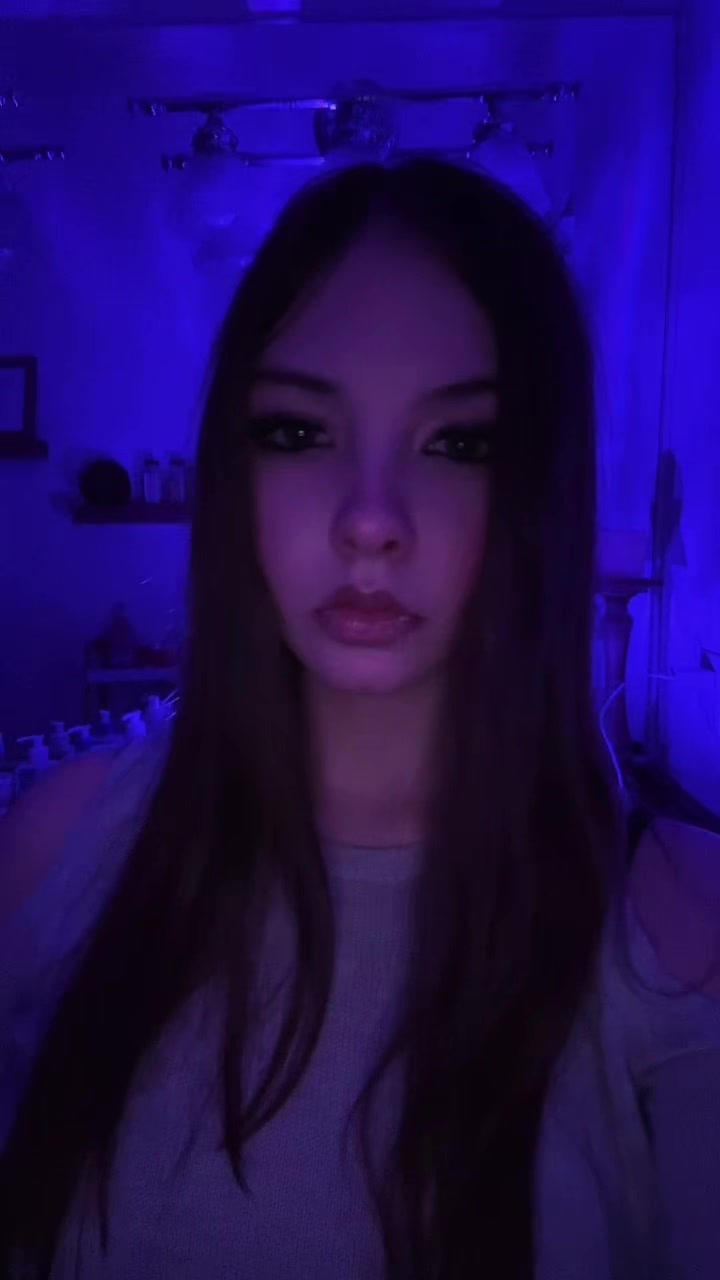 @Друг