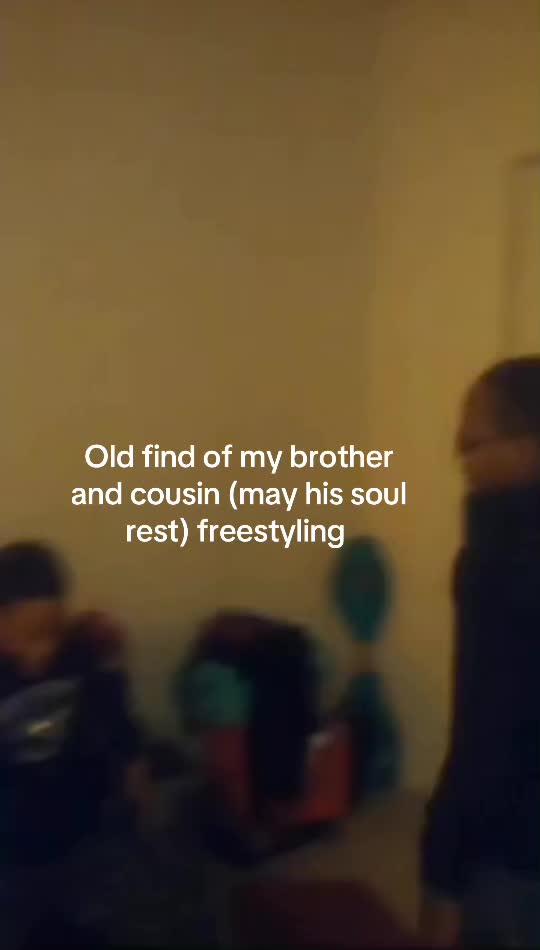 @…