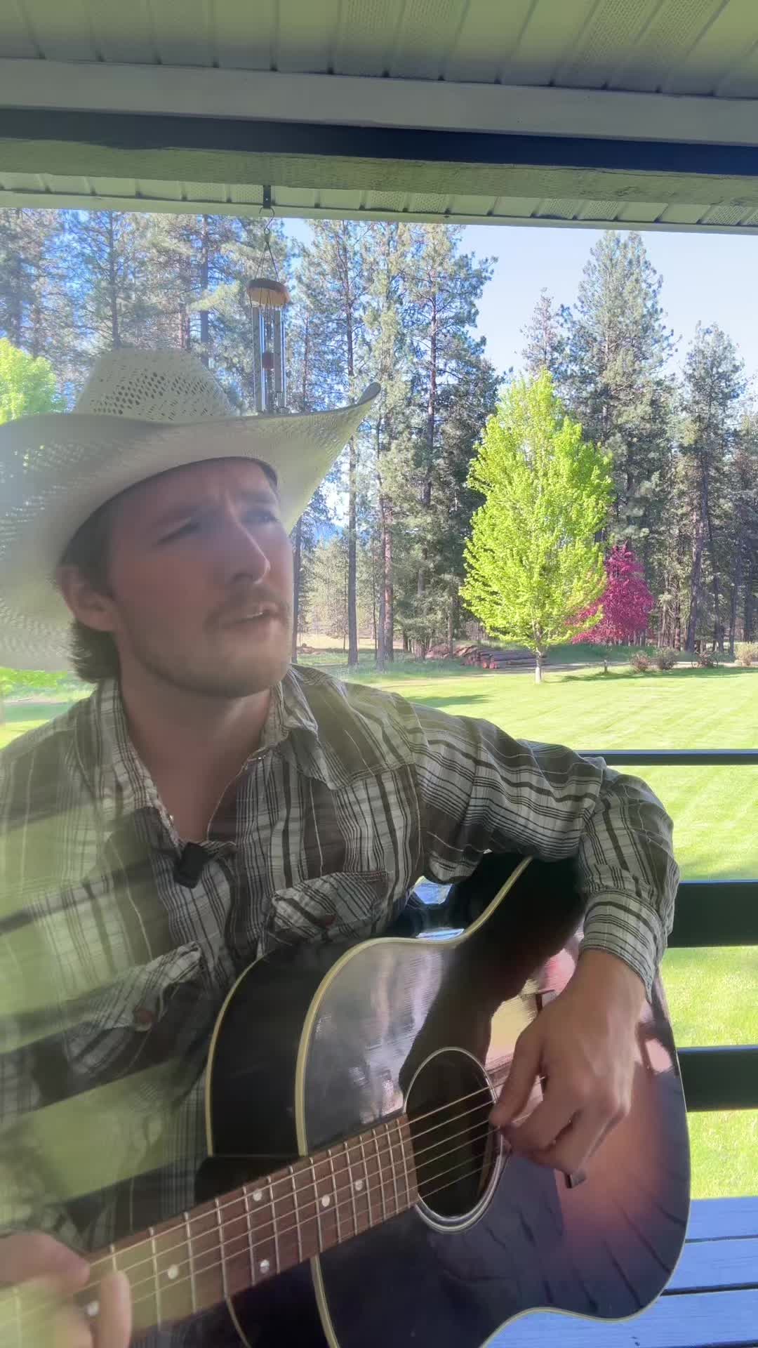 @Tannerlawsmusic