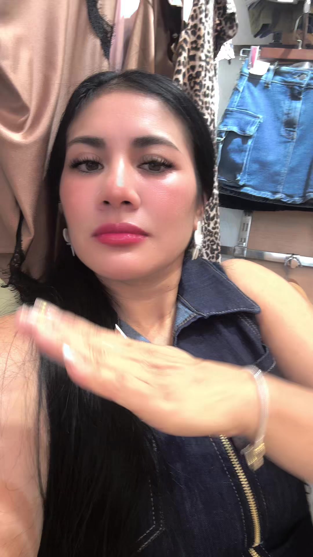 @Adriana Lopez