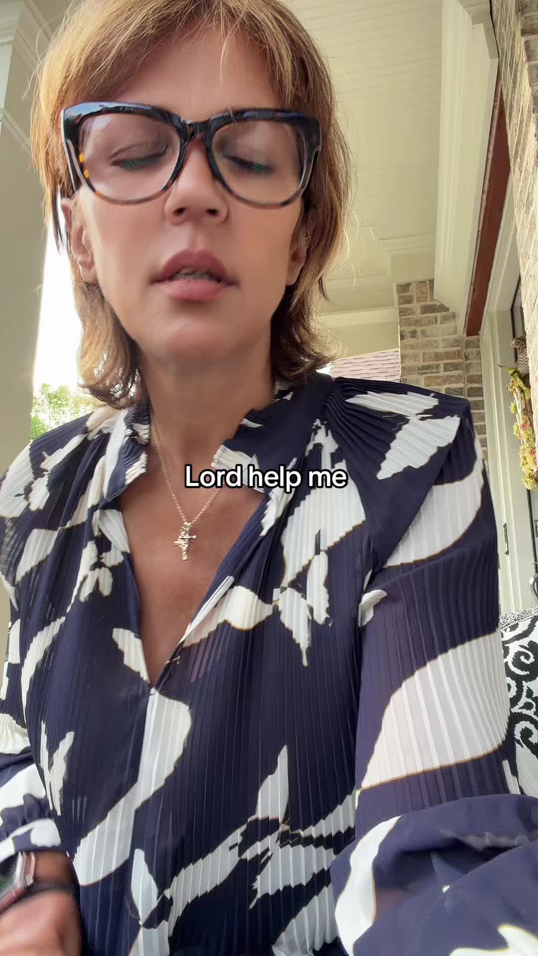 @Demi