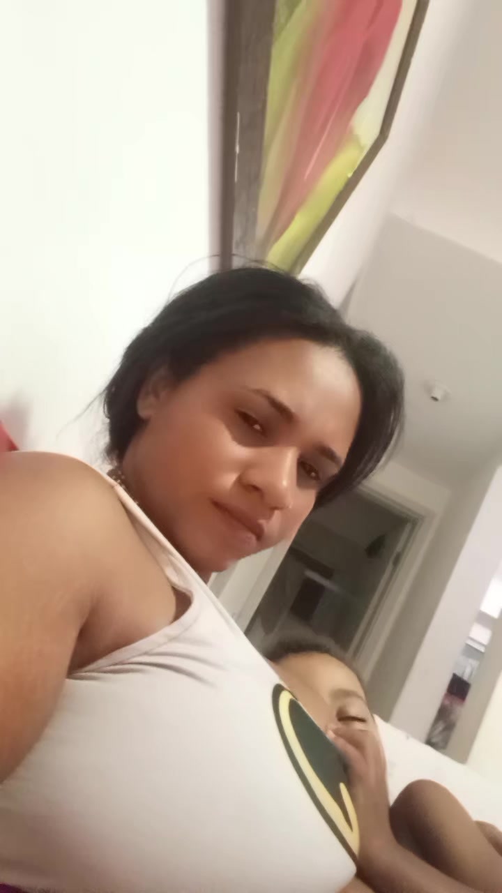 @MamãeTatiiPinheiroOfc
