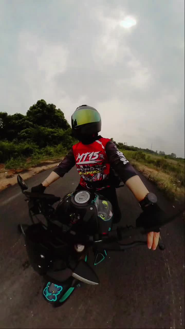 @YahKoboiii