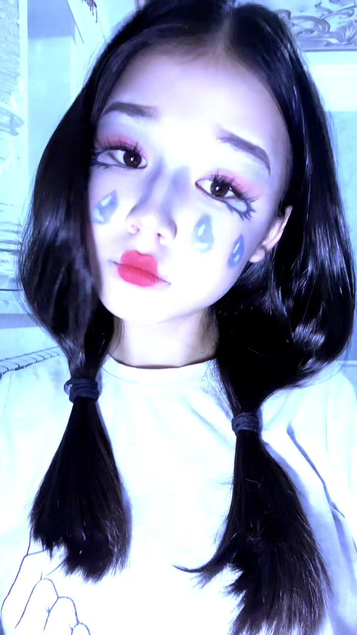@аяшка🪽🫧
