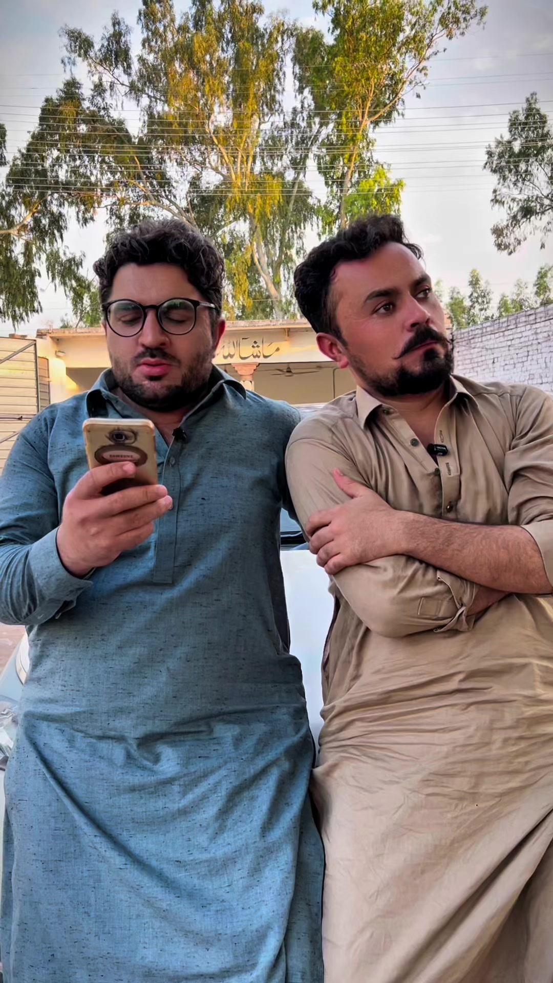 @Junii shah (جونی شاہ)