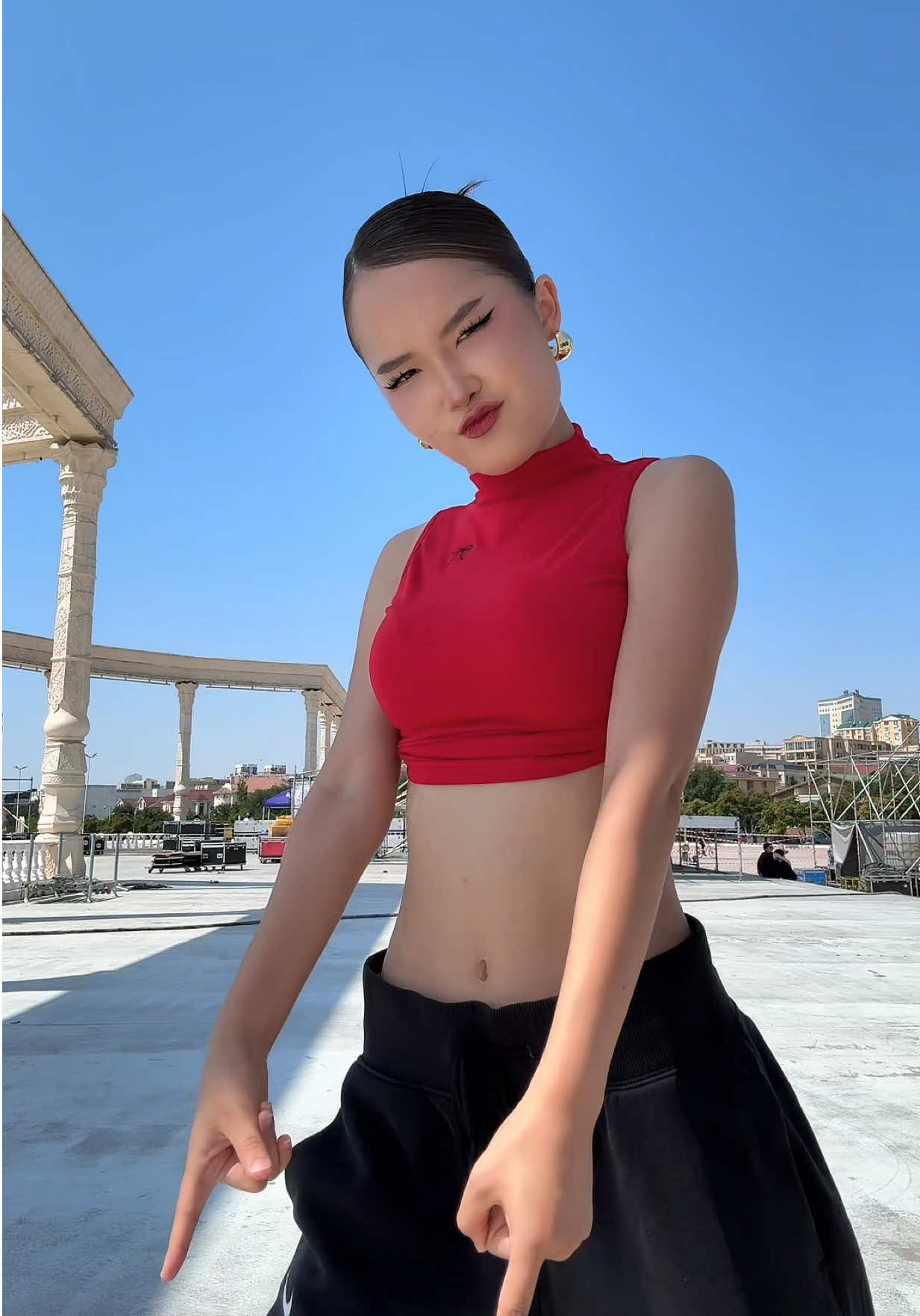 @amonie