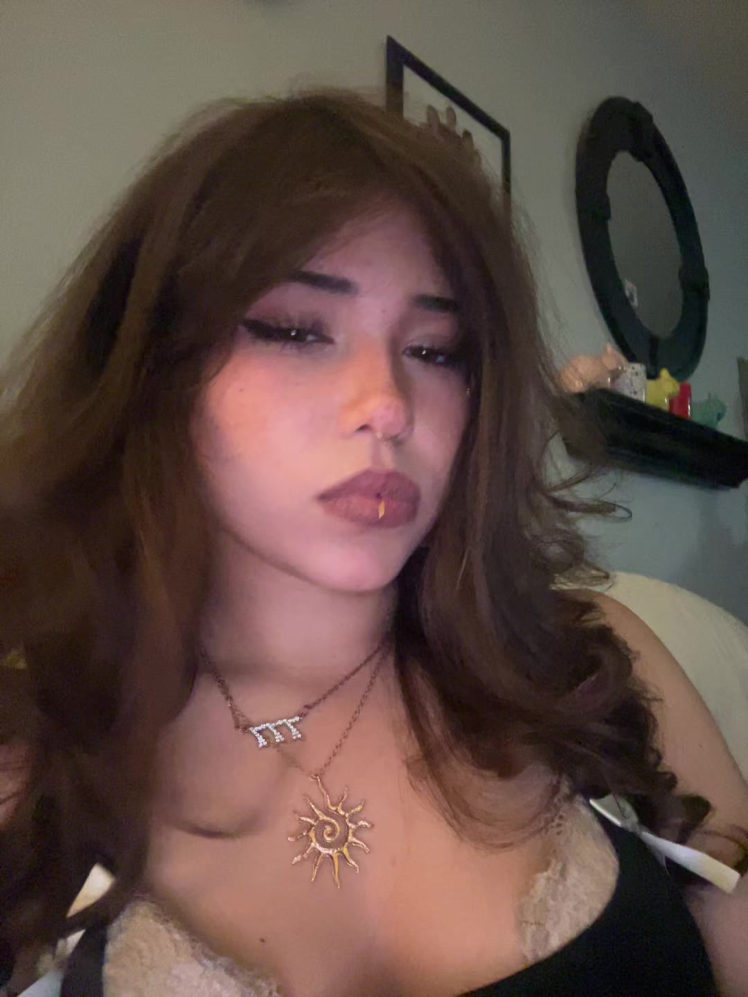 @⚜️