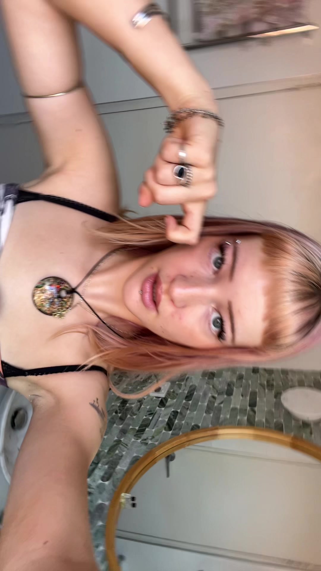 @f3rniegrowlz
