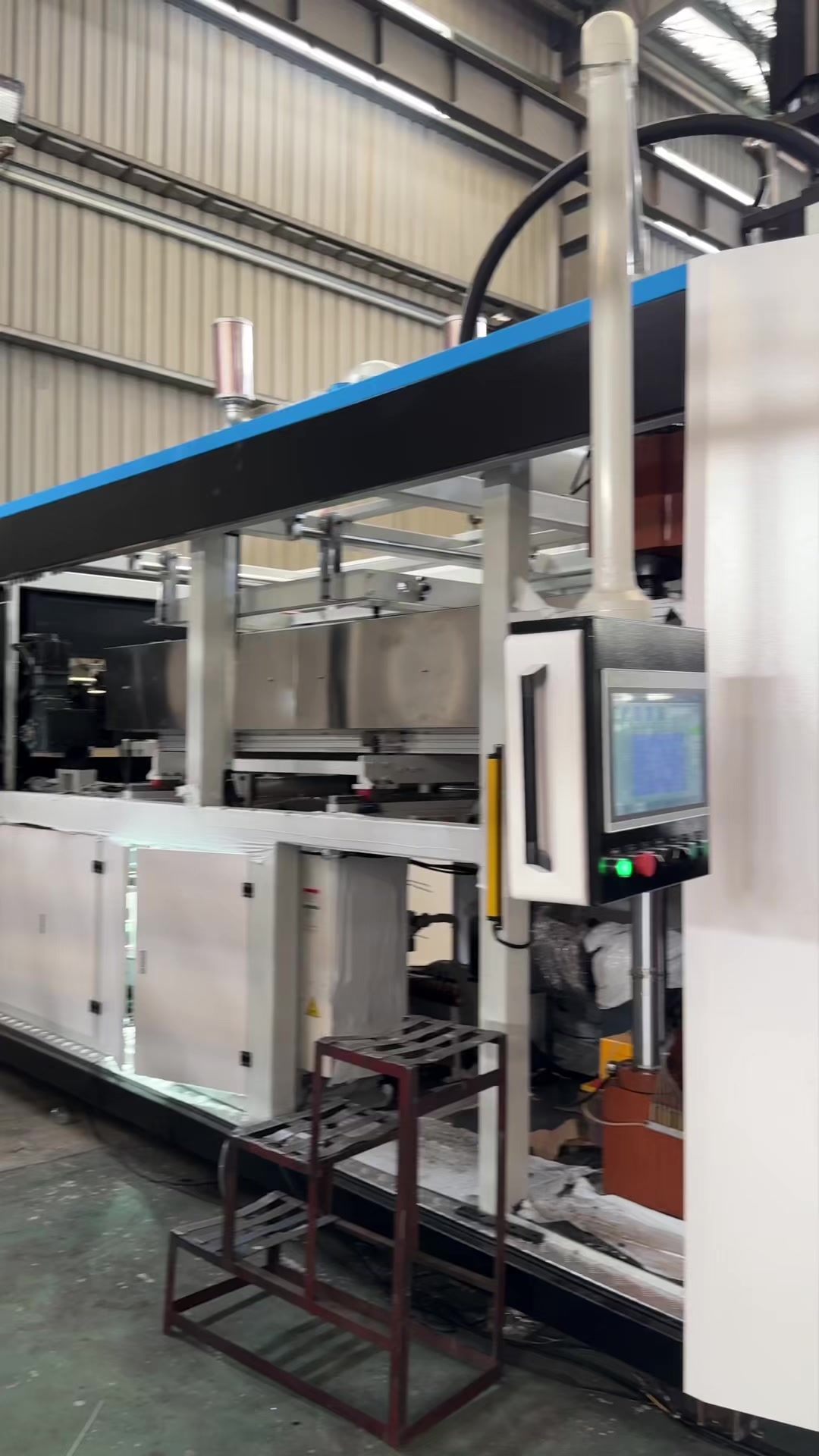 @HYX Thermoforming Machine
