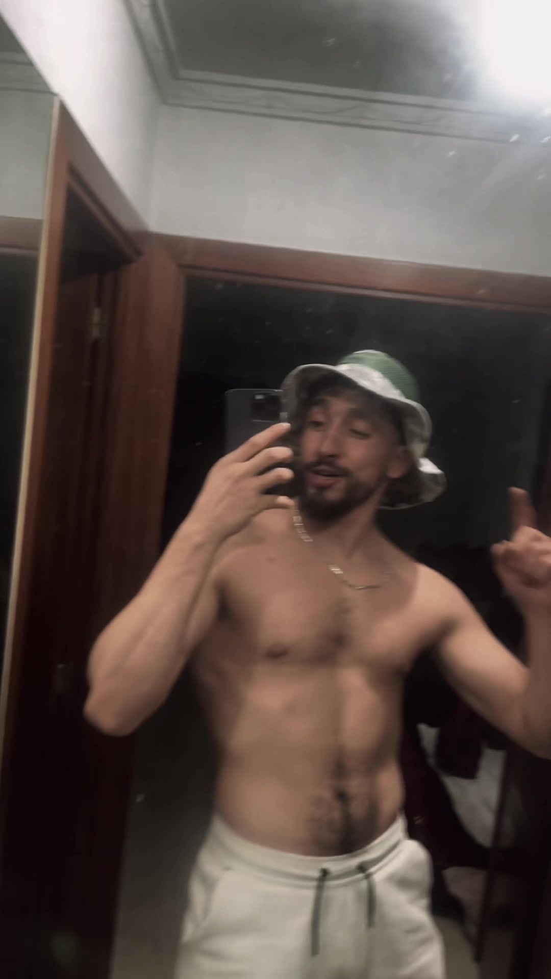 @Akhachi 🤍