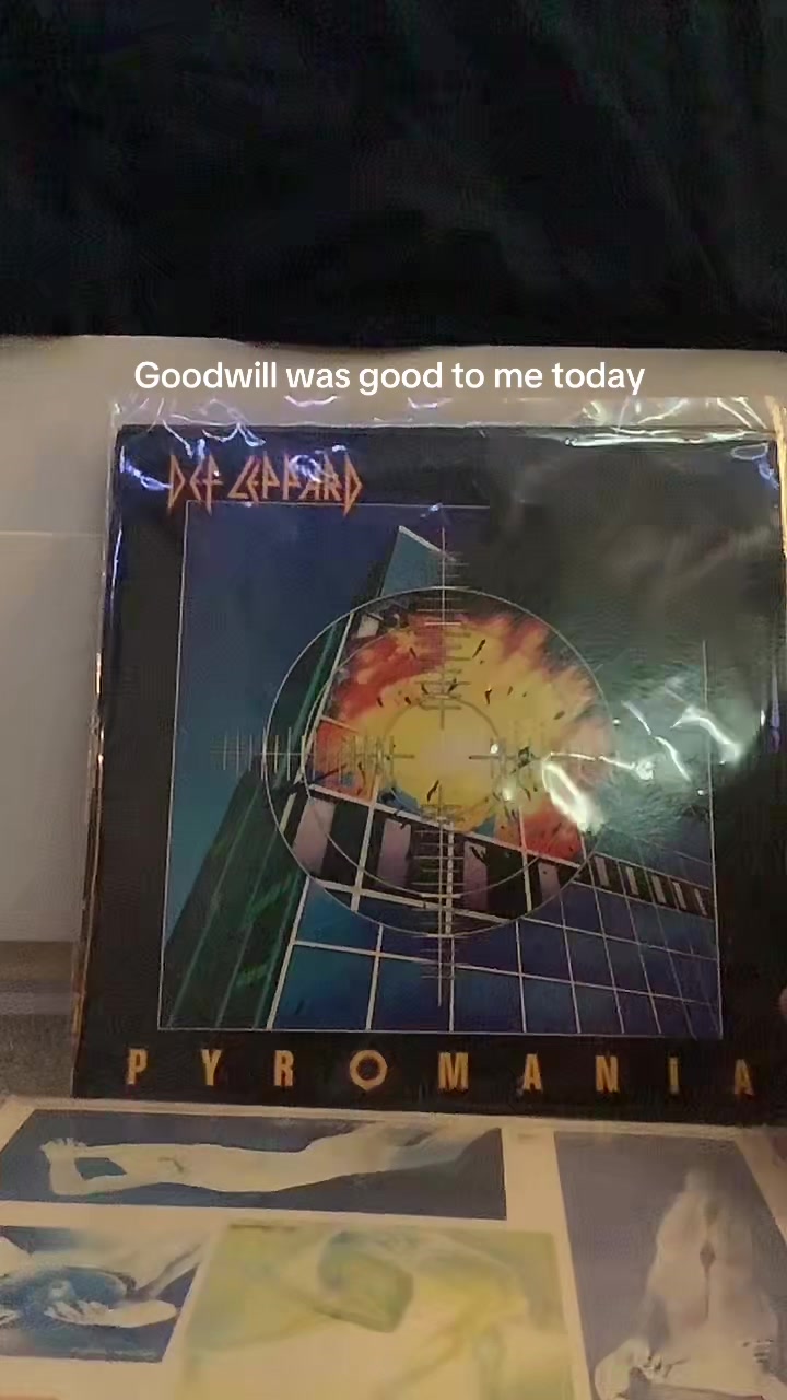 @YES VINYL