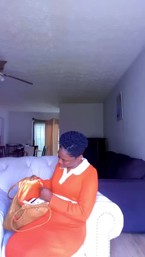 @claudetteamonvil
