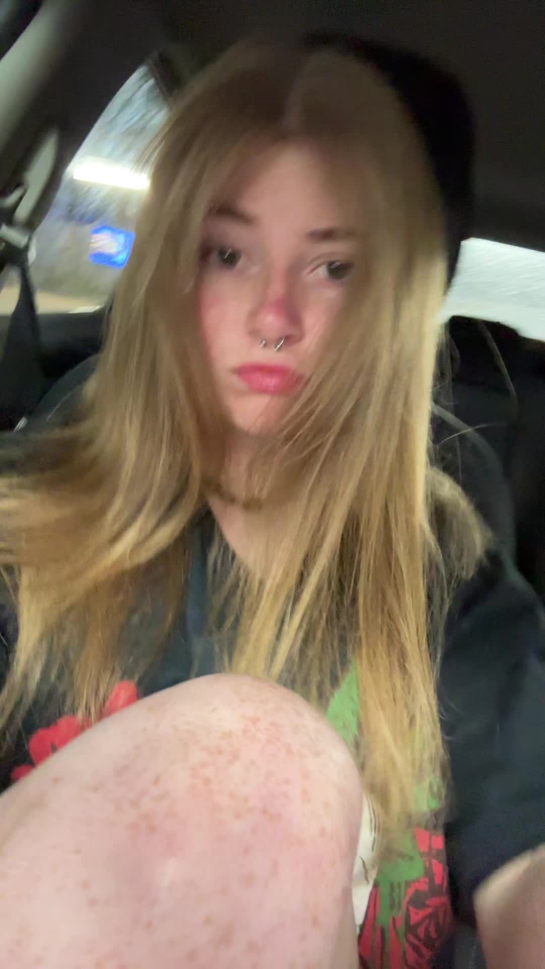 @☺️