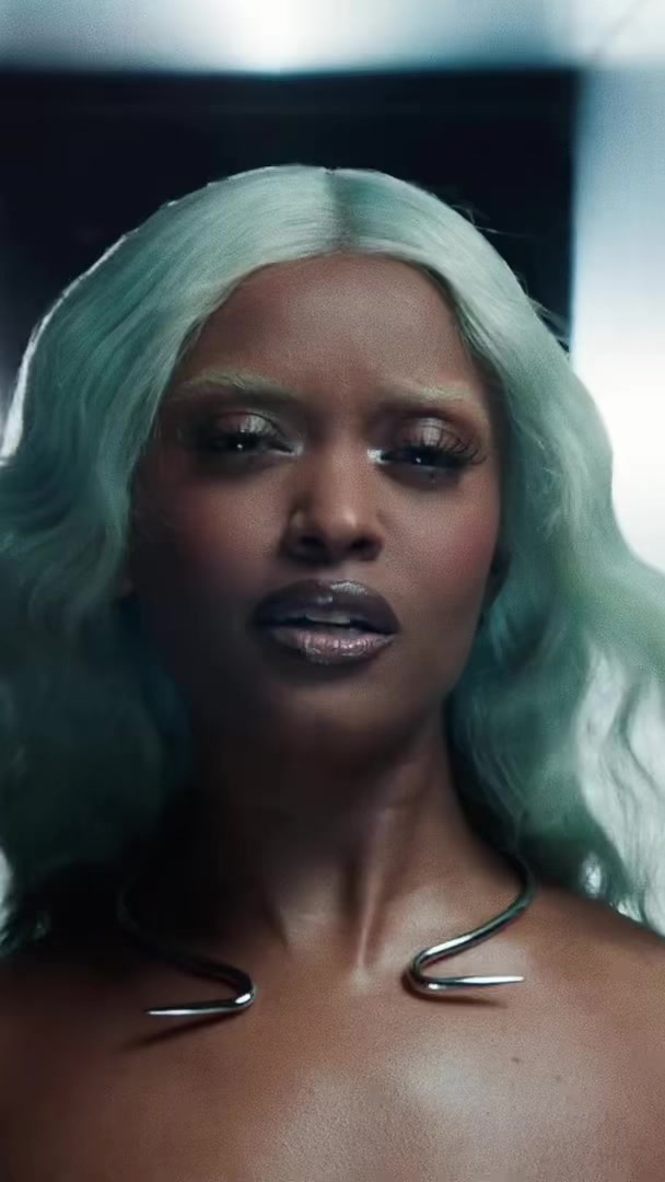 @Female RNB