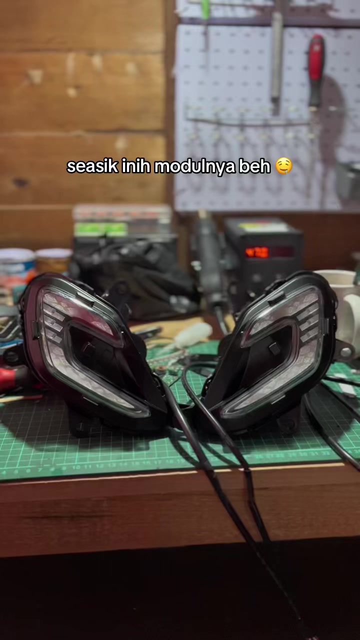 @B E N N Y