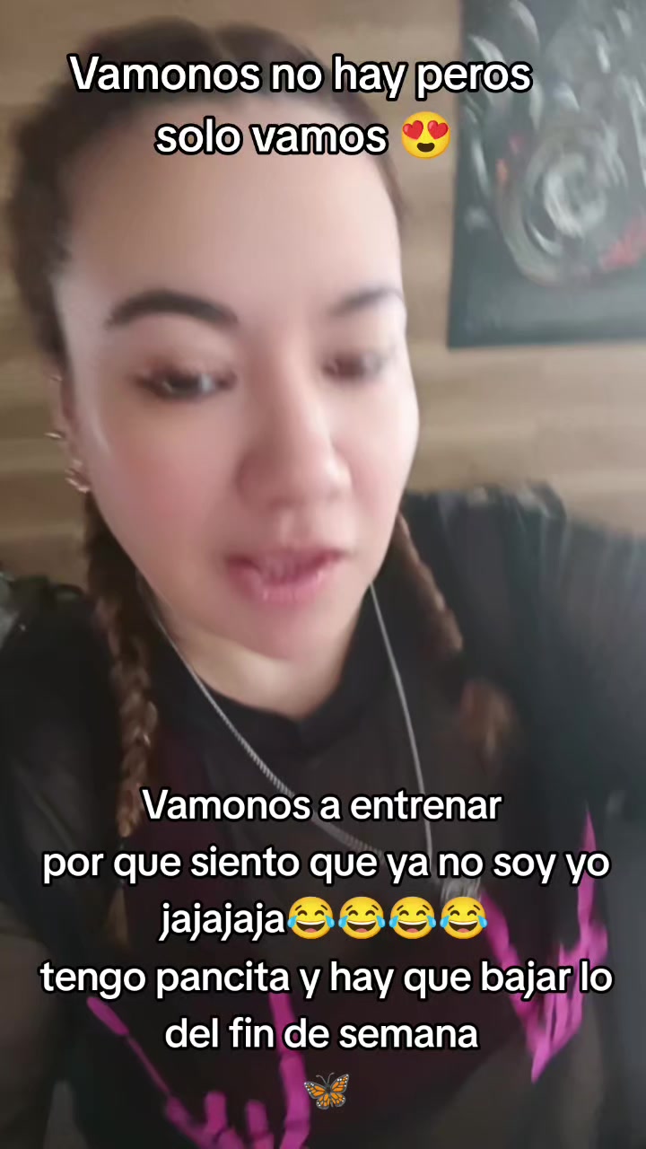 @Leya Ana Sámano