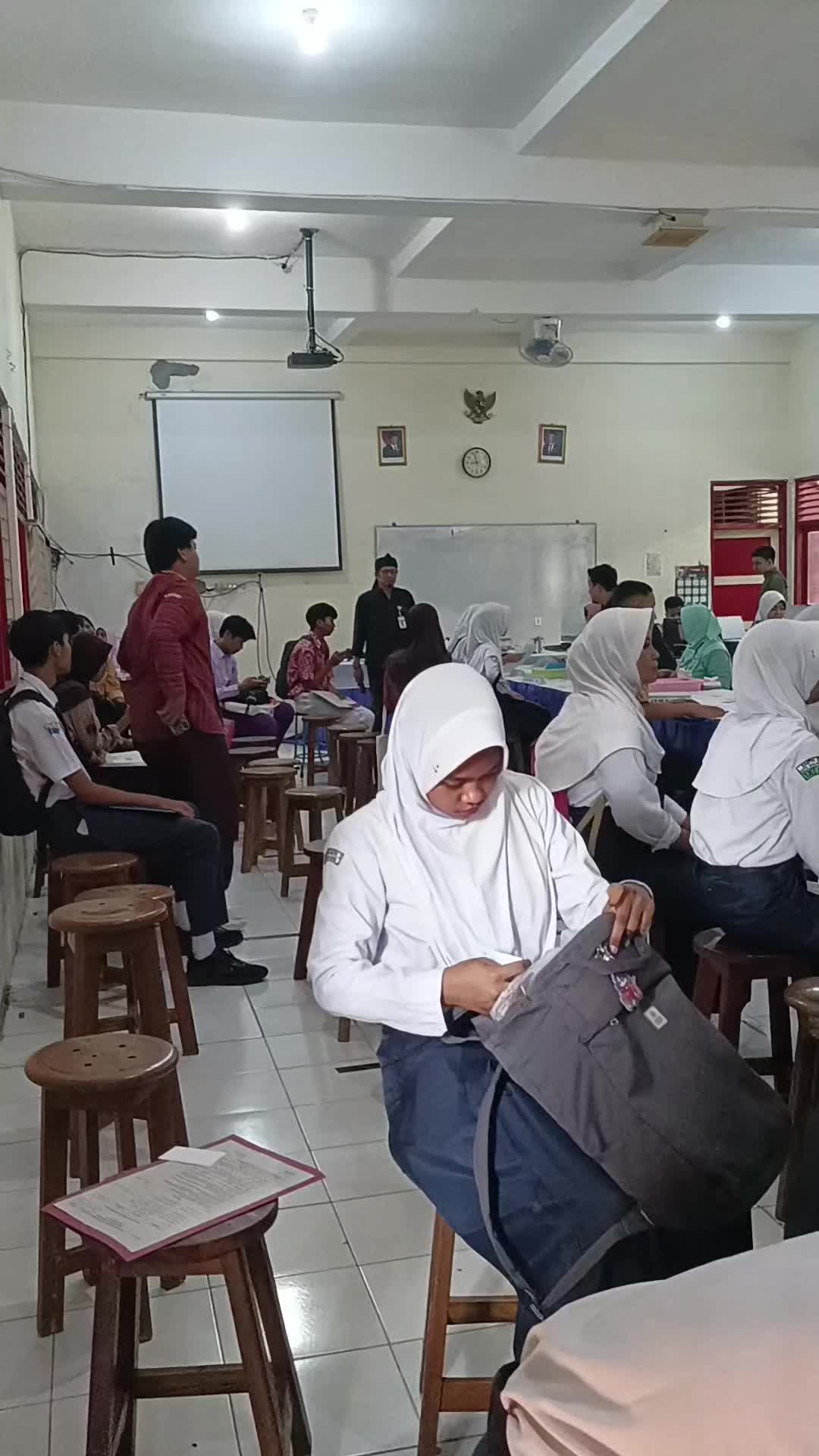 @Indah Aja