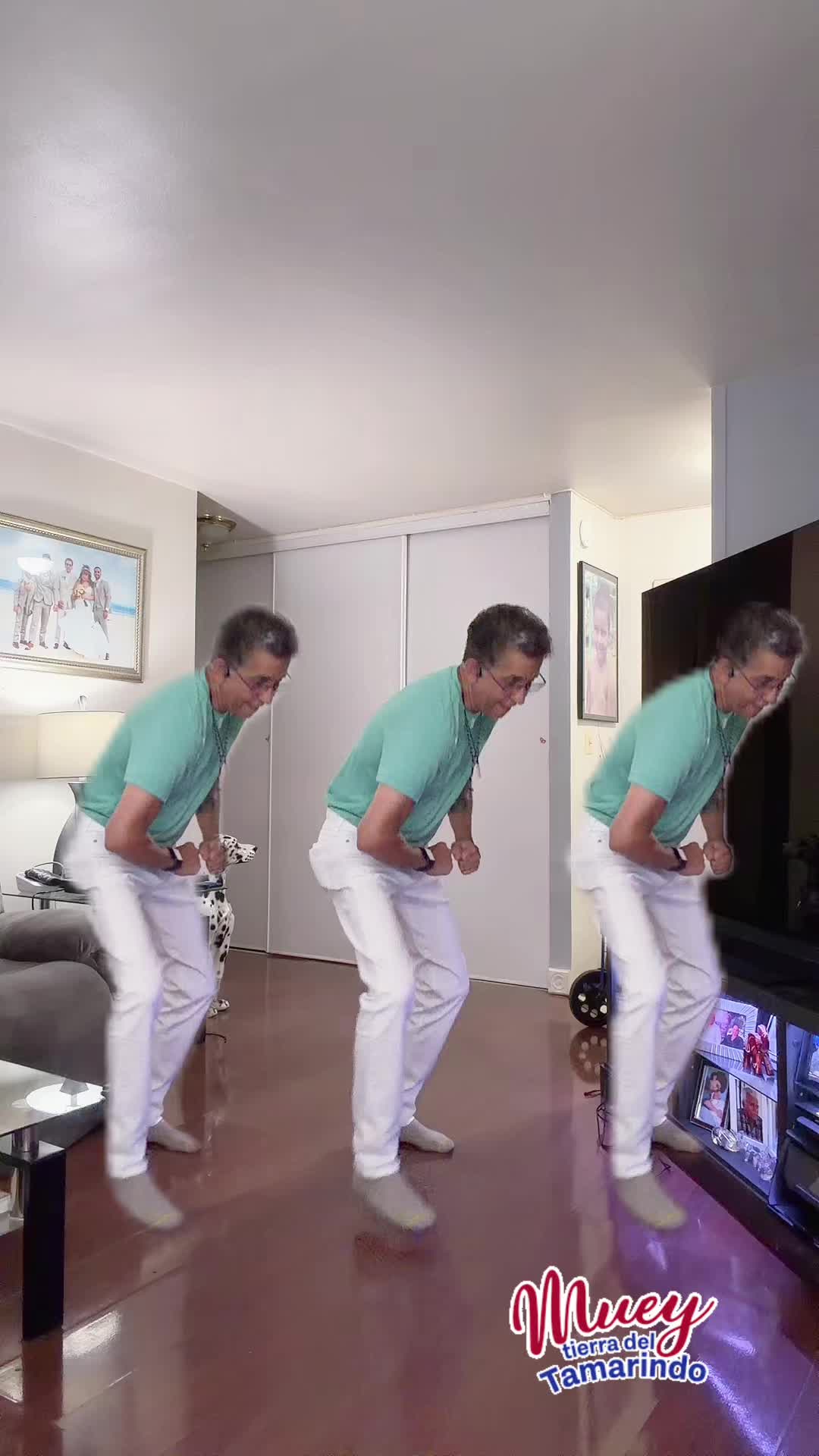@Robin16