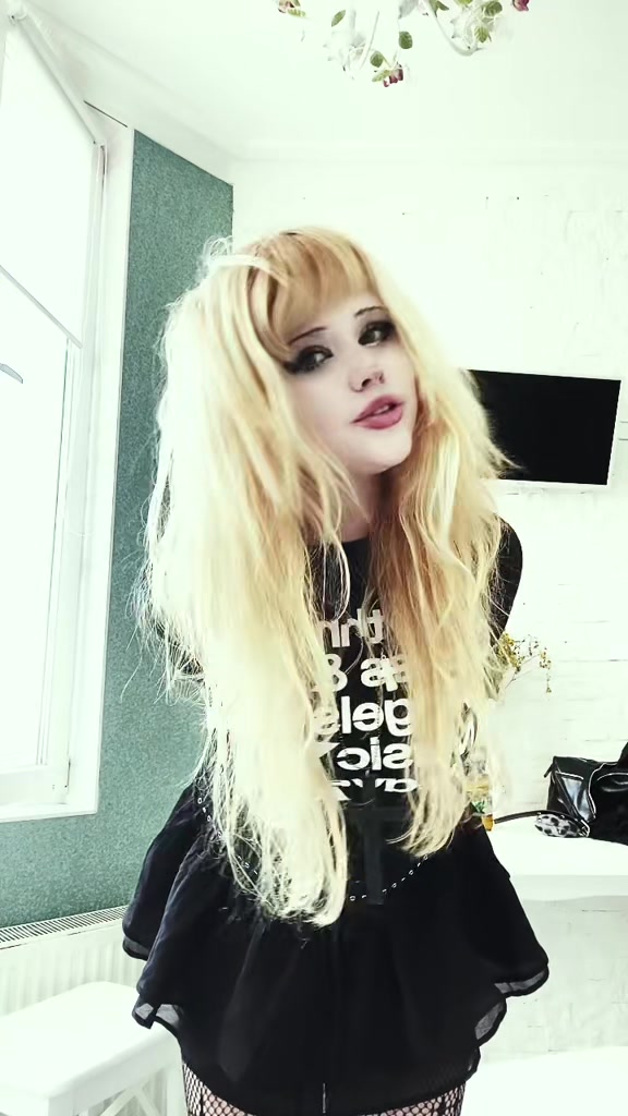 @☣️Mery☣️