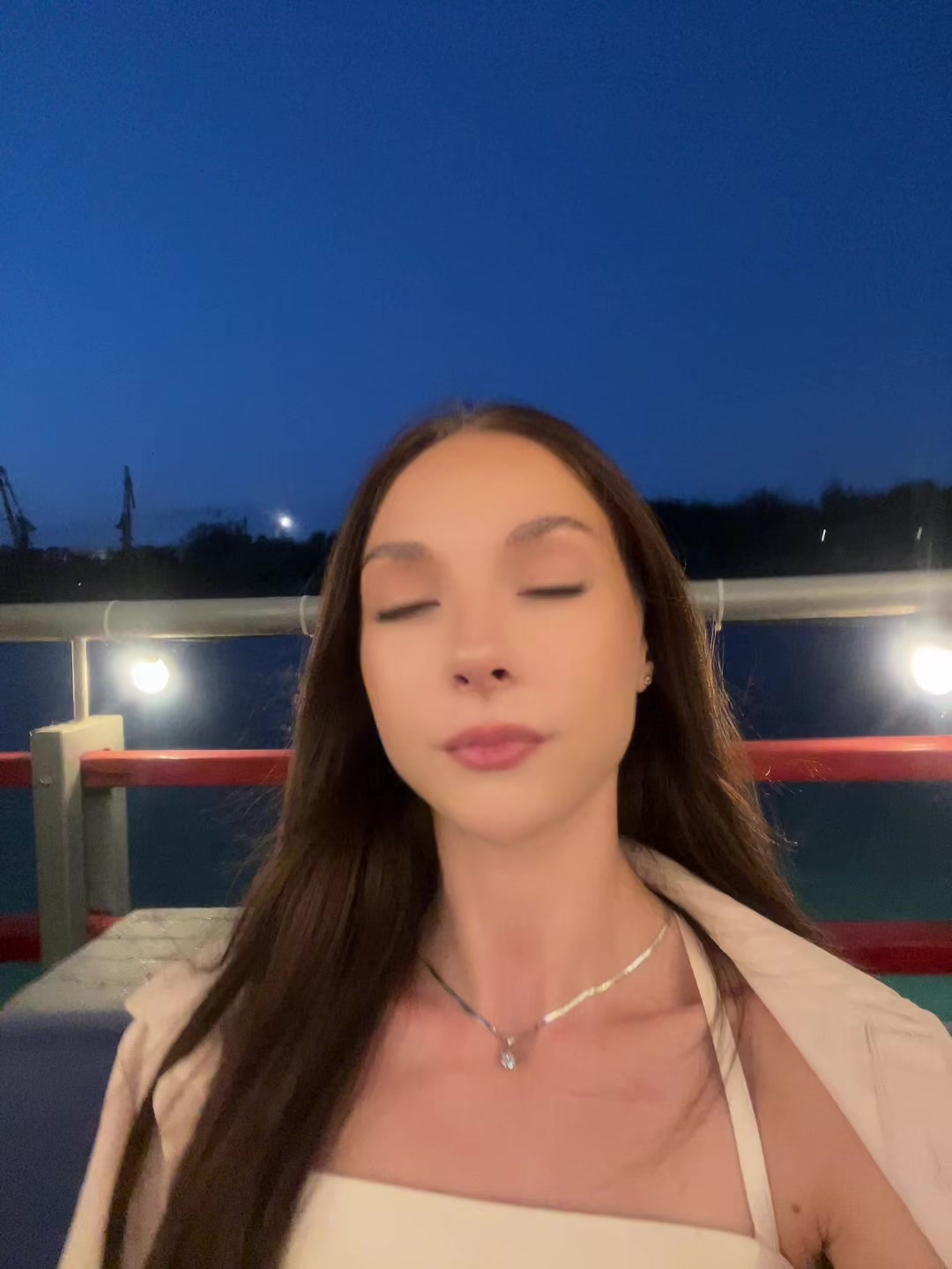 @_ksy_