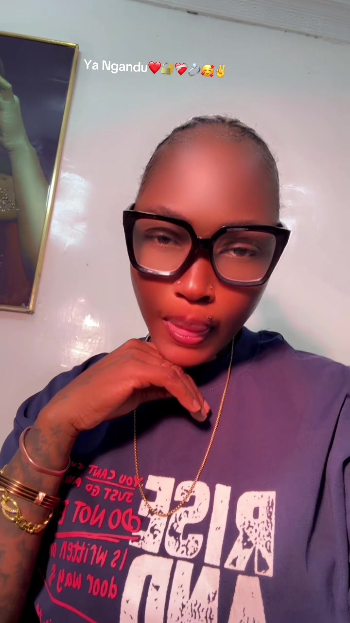 @Vava bafossette la katangaise