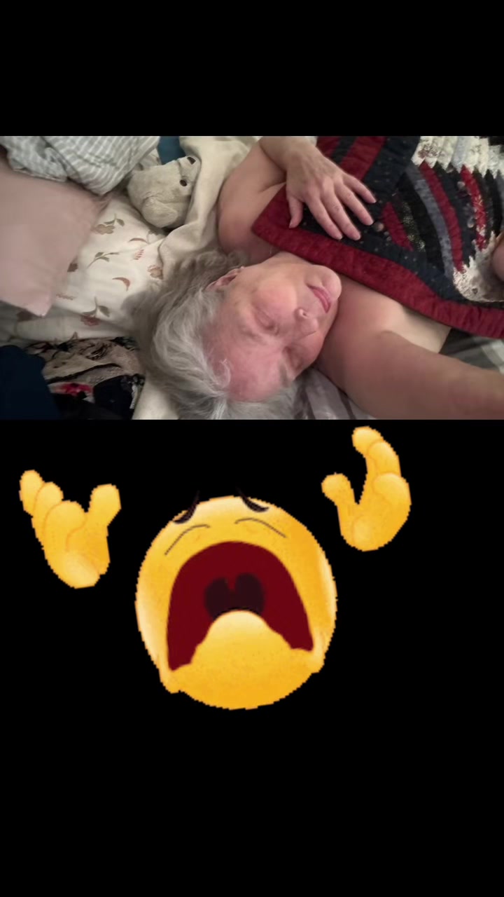 @JoanieMarie54