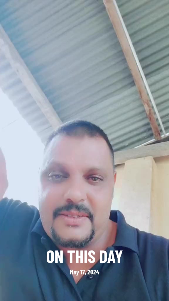 @Arif. Aziz. Khan🇹🇿
