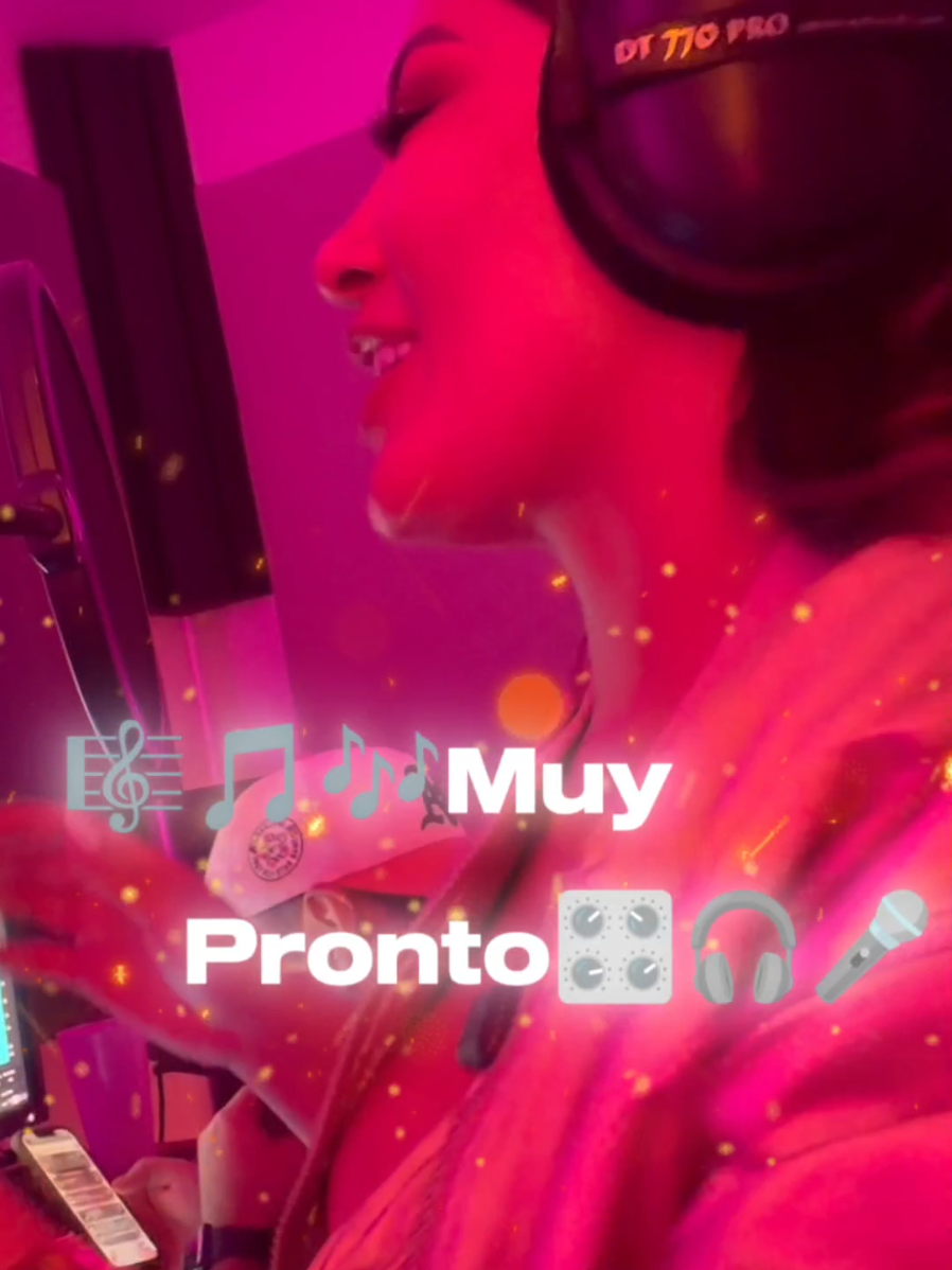 @milagrofloresoficial🐈🇭🇳👑