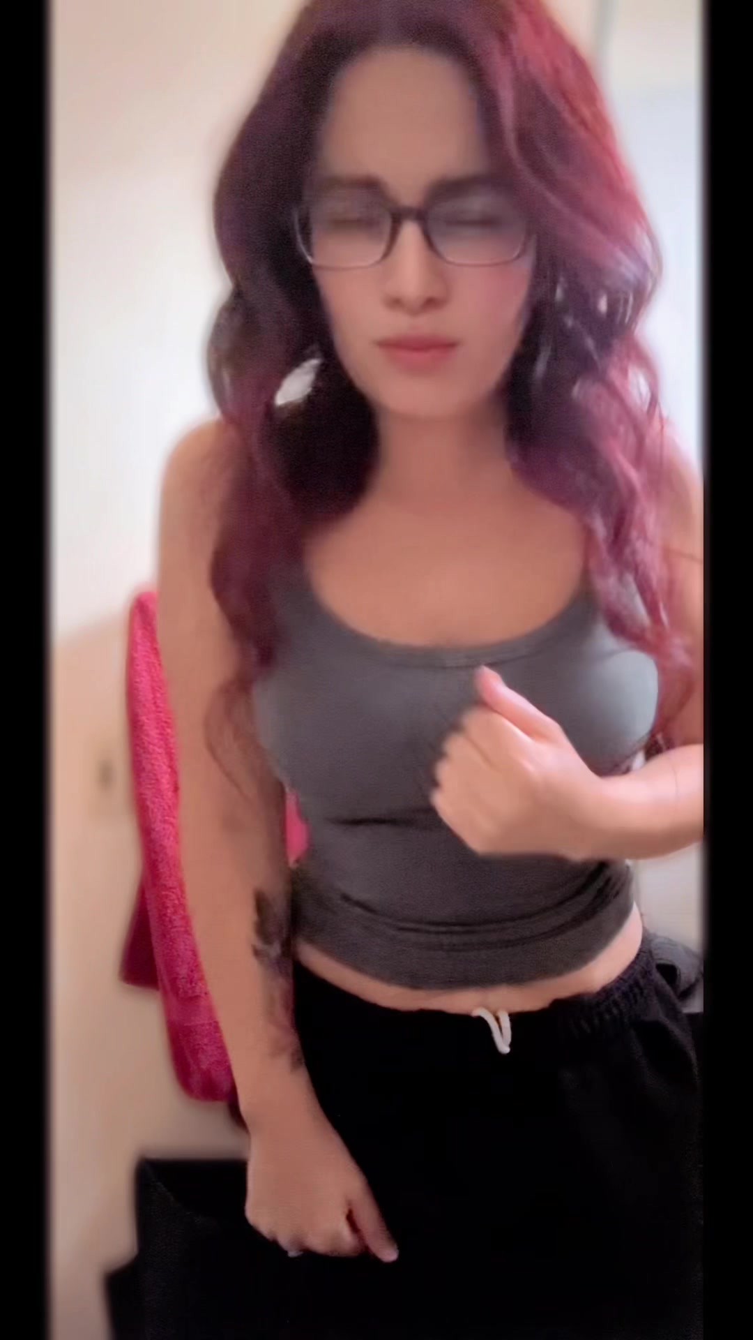 @KittynIza