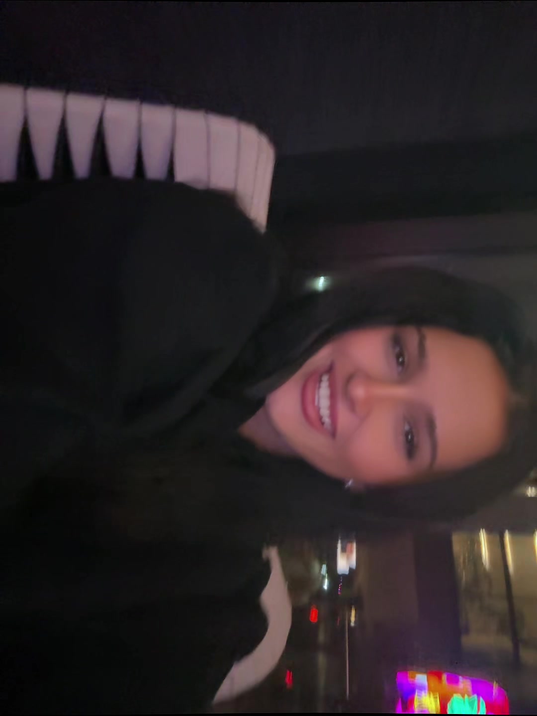 @BreezyXo