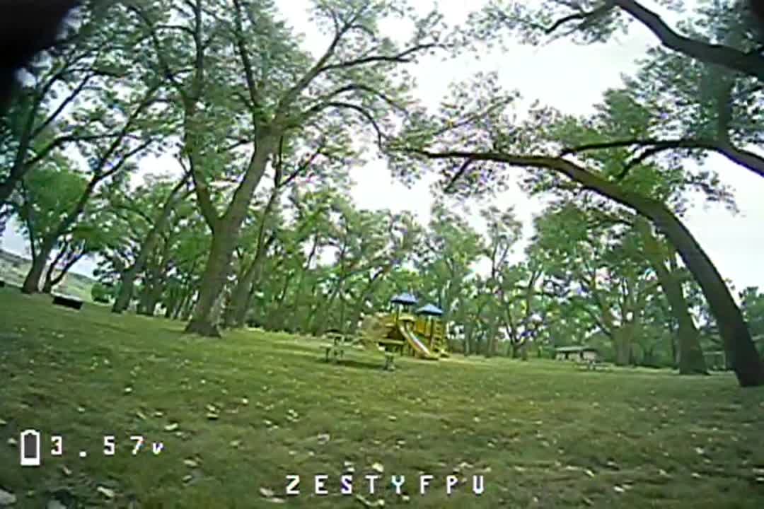 @ZestyFPV  𖣘