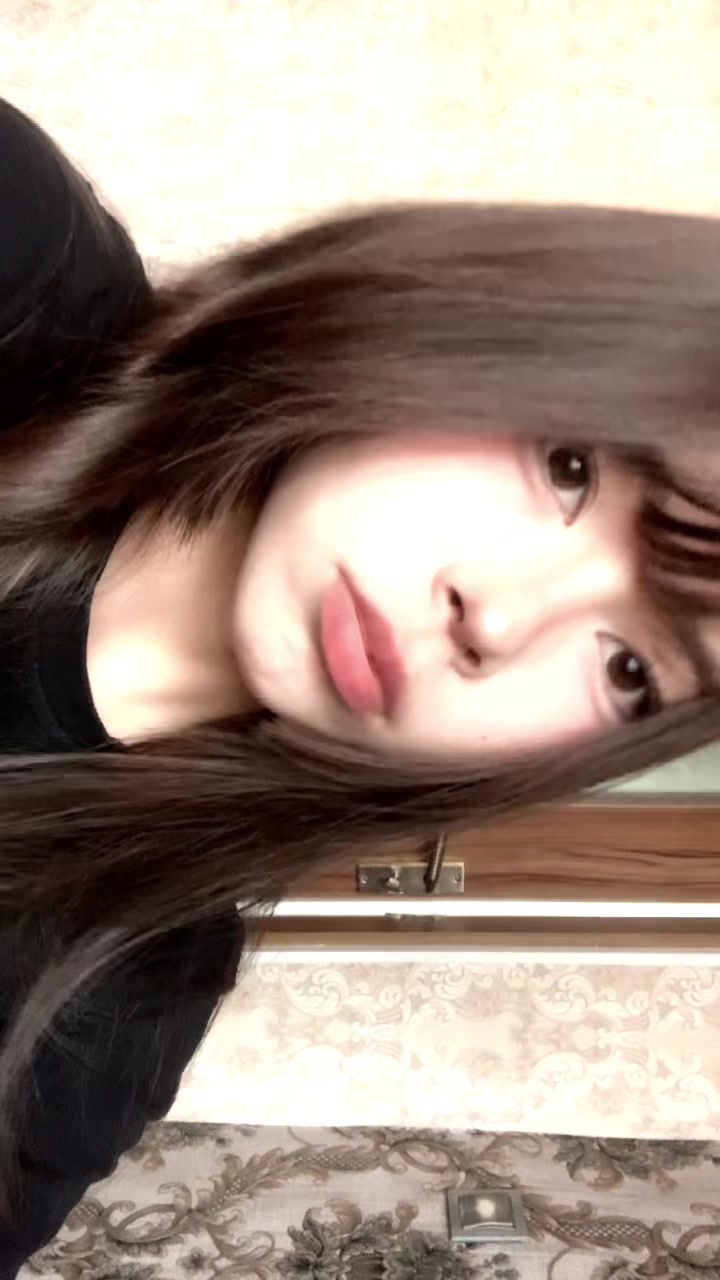 @aishuna 𖣂