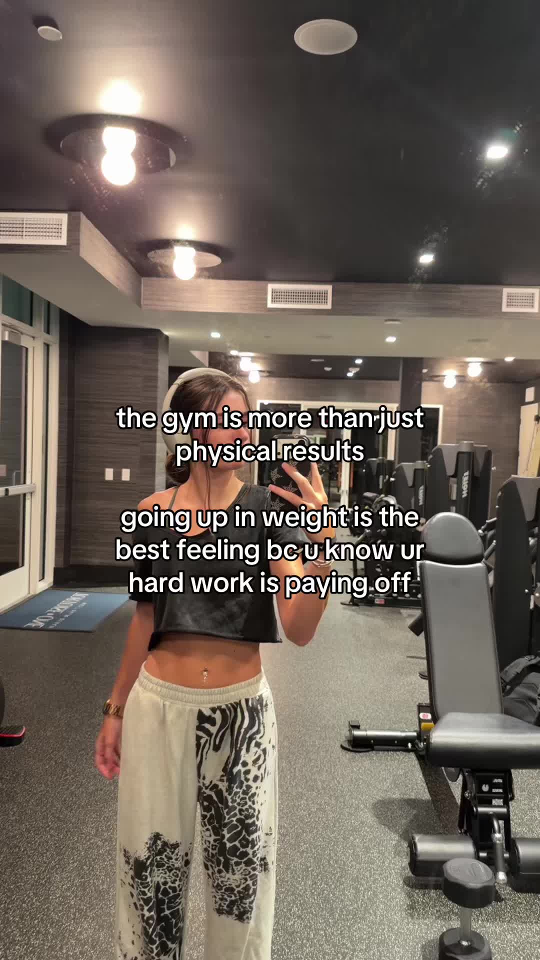 @daniela