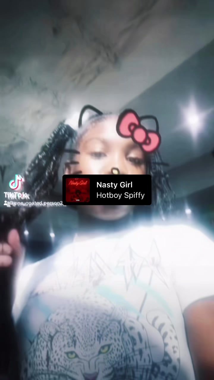 @queen.ren