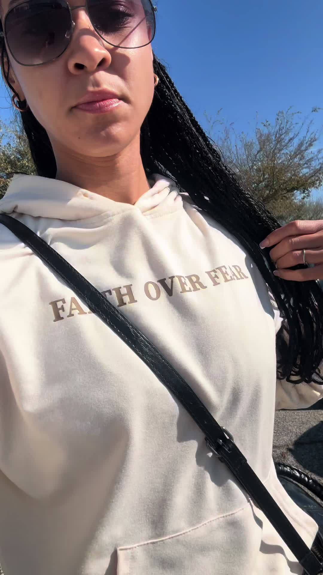 @SashaBody_