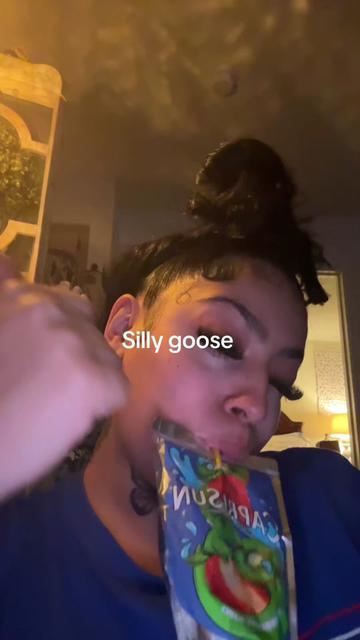 @lexxyyeunik