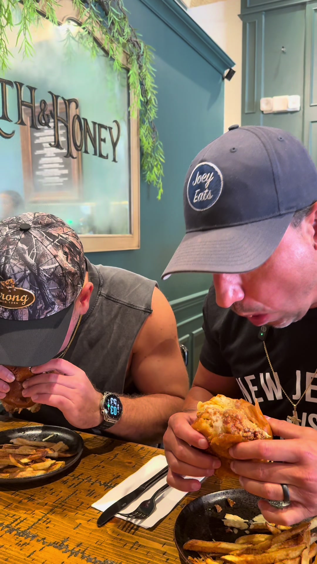 @Joey Eats