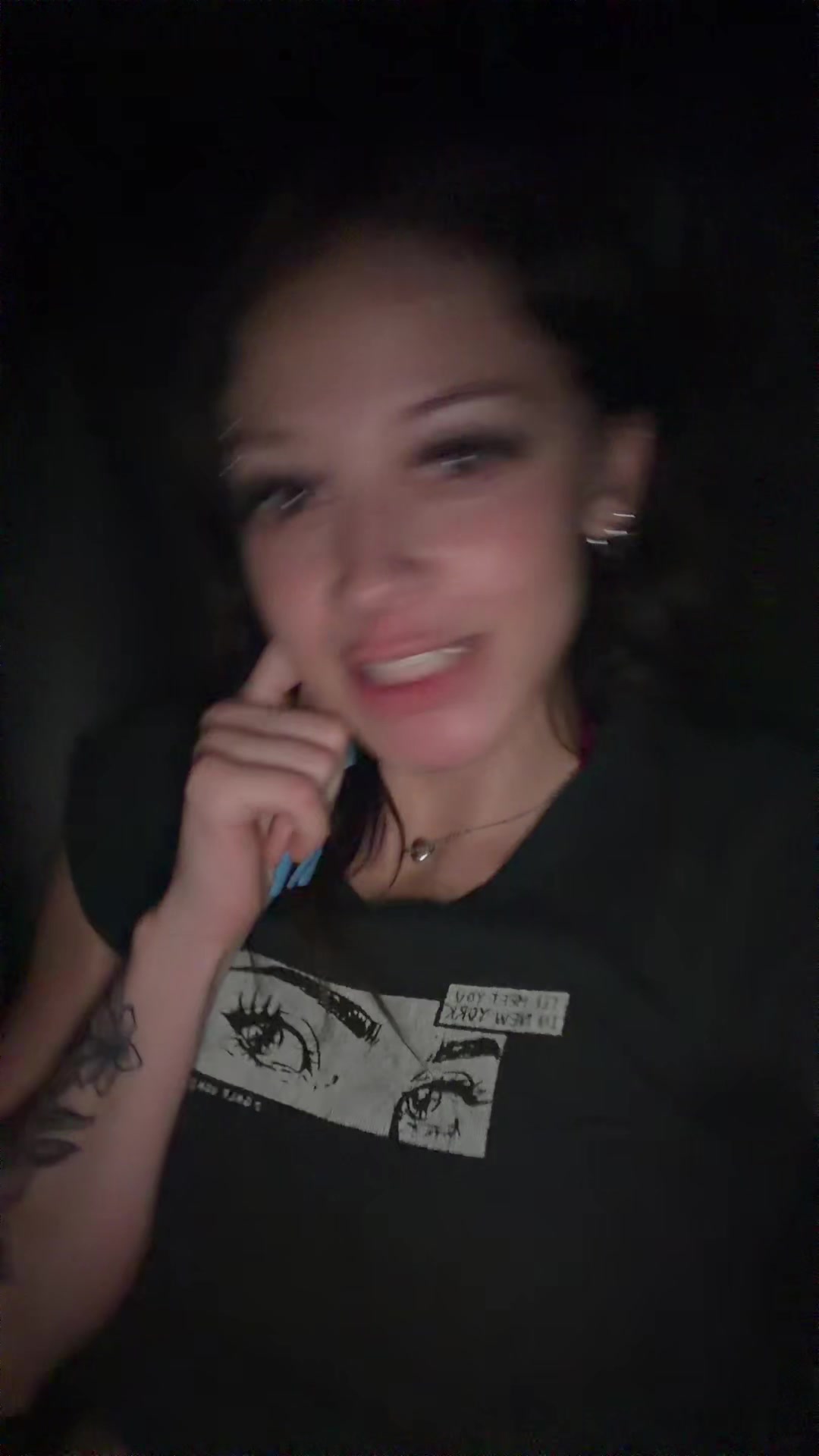 @️