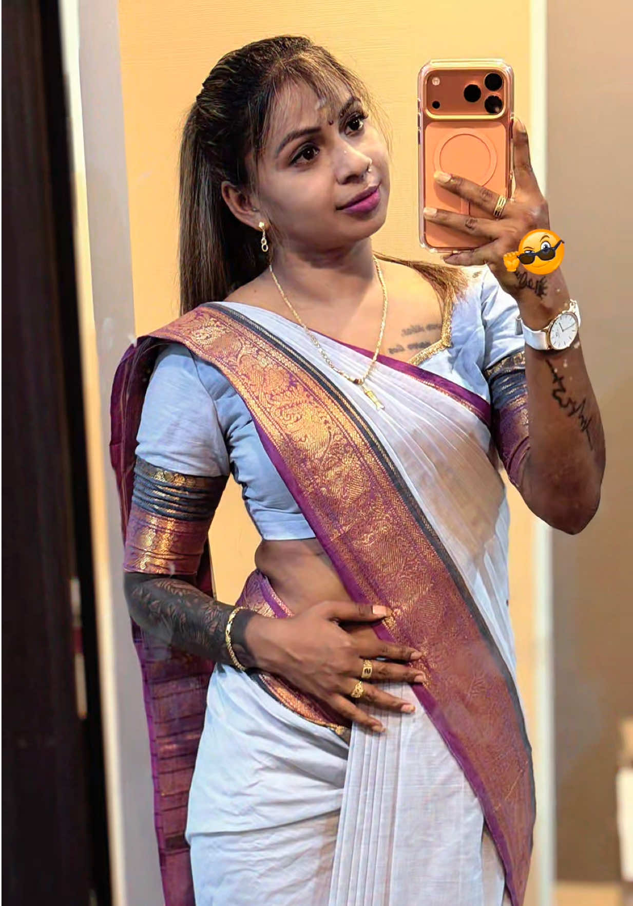 @அவள்🐣